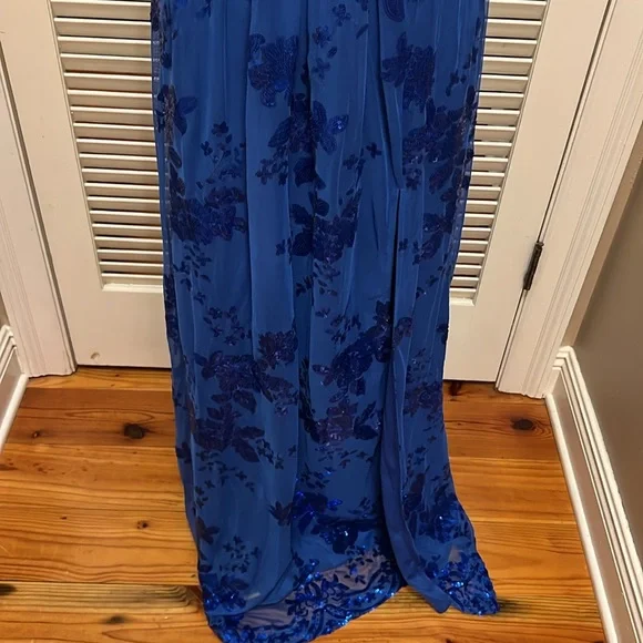 Lulus Captivating Essence Blue Sequin Backless Maxi Dress, Size Medium, NWT - Picture 7 of 17